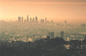 En grandes ciudades, la contaminación de los vehículos y el ozono pueden resultar perjudiciales en muchos días del año