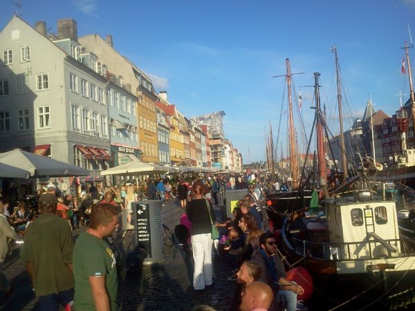Además de correr, pasear por las calles de Copenhague es una manera estupenda de conocer la ciudad